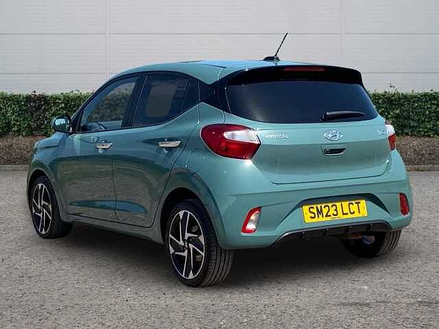Hyundai i10 1.2 Premium Hatchback 5dr Petrol Auto Euro 6 (s/s) (84 ps)