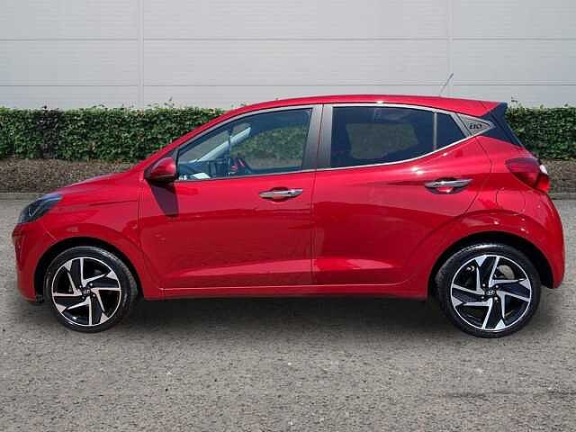 Hyundai i10 1.2 Premium Hatchback 5dr Petrol Auto Euro 6 (s/s) (84 ps)