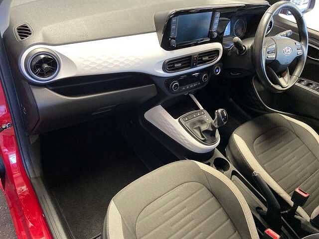 Hyundai i10 1.2 Premium Hatchback 5dr Petrol Auto Euro 6 (s/s) (84 ps)