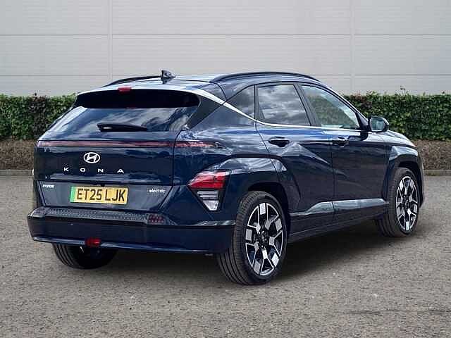 Hyundai Kona 65.4kWh Ultimate SUV 5dr Electric Auto (218 ps)