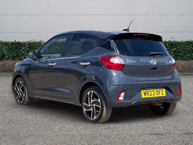 Hyundai i10 1.0 Premium Hatchback 5dr Petrol Manual Euro 6 (s/s) (67 ps)