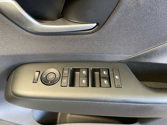 Hyundai Kona 65.4kWh Advance SUV 5dr Electric Auto (218 ps)