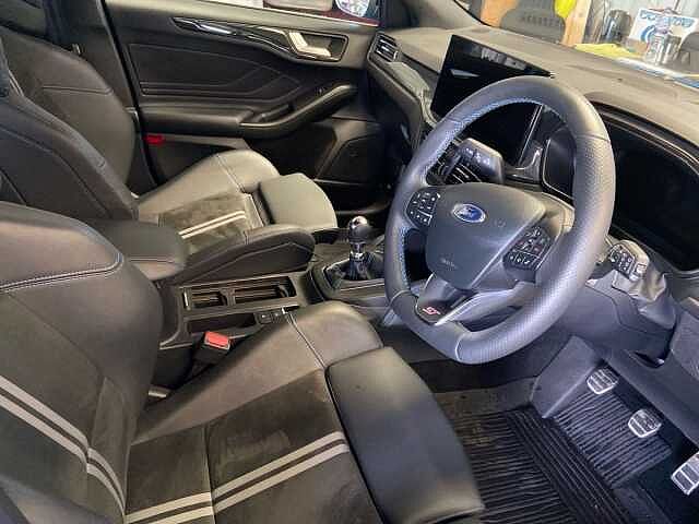 Ford Focus 2.3T EcoBoost ST Edition Hatchback 5dr Petrol Manual Euro 6 (s/s) (280 ps)