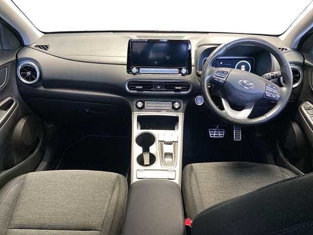 Hyundai Kona 64kWh Premium SUV 5dr Electric Auto (10.5kW Charger) (204 ps)