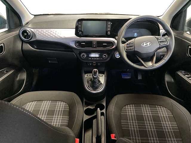 Hyundai i10 1.2 Premium Hatchback 5dr Petrol Auto Euro 6 (s/s) (84 ps)