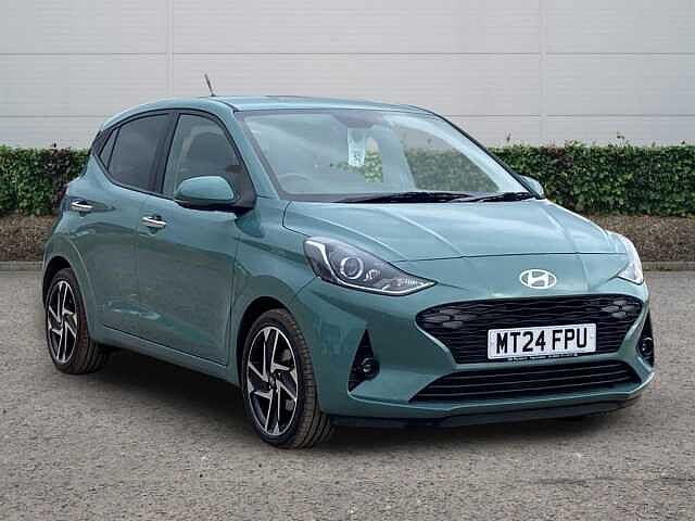 Hyundai i10 1.2 Premium Hatchback 5dr Petrol Auto Euro 6 (s/s) (84 ps)