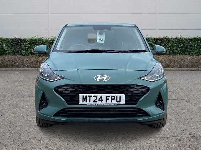 Hyundai i10 1.2 Premium Hatchback 5dr Petrol Auto Euro 6 (s/s) (84 ps)