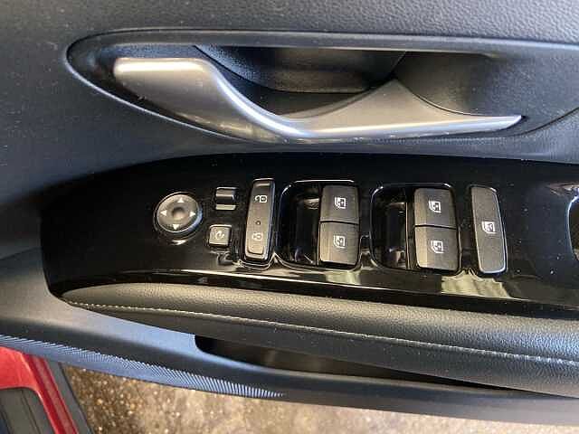 Hyundai TUCSON 1.6 T-gdi Hybrid 230ps Premium Au Red