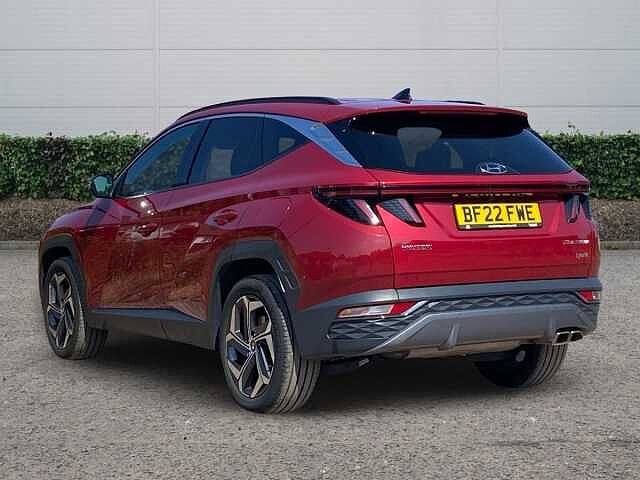 Hyundai TUCSON 1.6 T-gdi Hybrid 230ps Premium Au Red