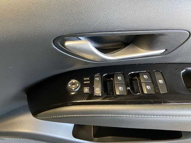 Hyundai TUCSON 1.6 h T-GDi Ultimate SUV 5dr Petrol Hybrid Auto Euro 6 (s/s) (230 ps) Dark Knight Grey