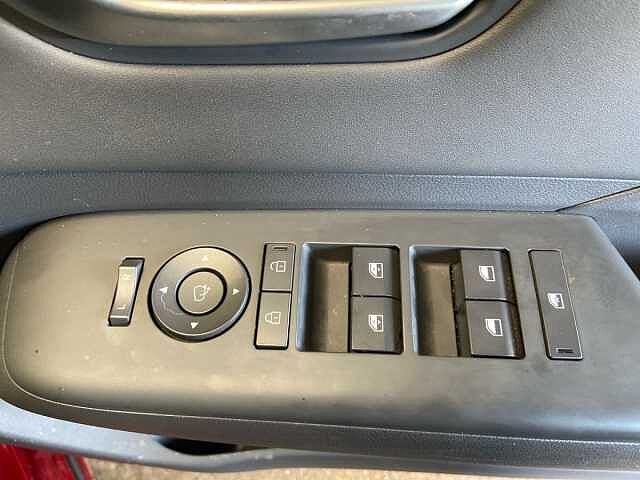 Hyundai Kona 65.4kWh Ultimate SUV 5dr Electric Auto (218 ps)