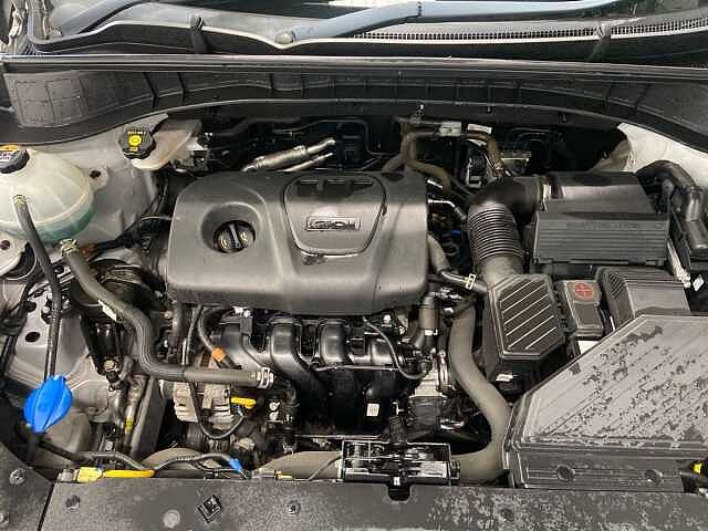 Hyundai TUCSON 1.6 GDi Premium SUV 5dr Petrol Manual Euro 6 (s/s) (132 ps) Platinum Silver