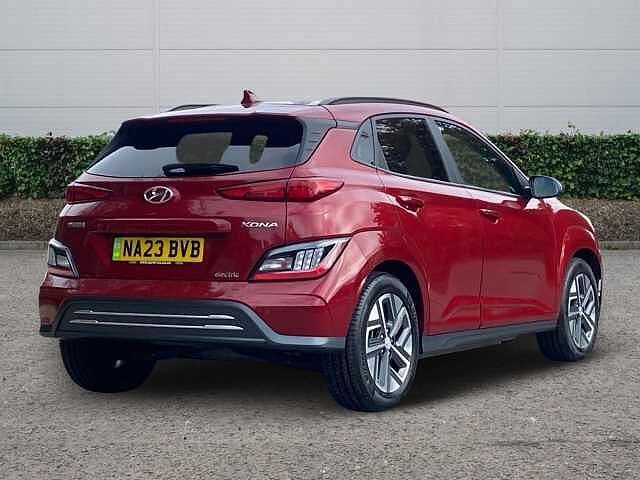 Hyundai KONA 64kWh Ultimate SUV 5dr Electric Auto (10.5kW Charger) (204 ps) Ultimate Red