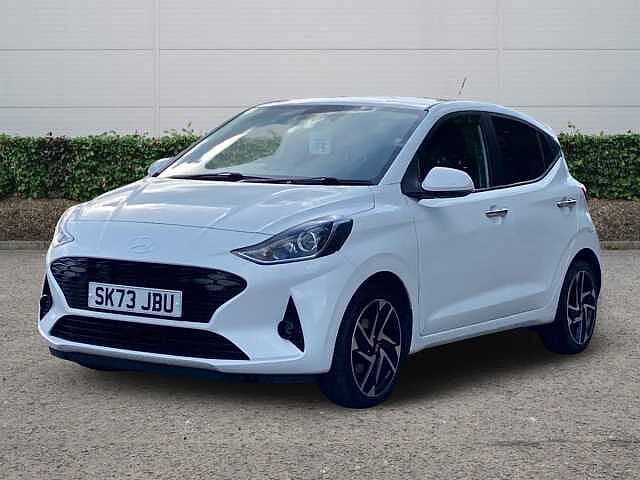 Hyundai I10 1.2 Premium Hatchback 5dr Petrol Manual Euro 6 (s/s) (84 ps) Atlas White
