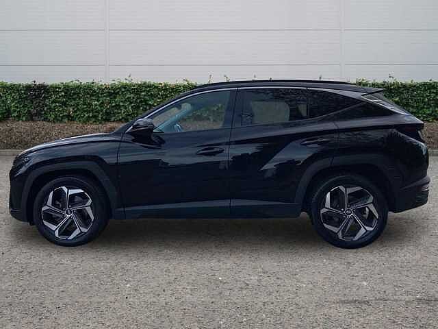 Hyundai TUCSON 1.6 h T-GDi Premium SUV 5dr Petrol Hybrid Auto Euro 6 (s/s) (230 ps) ABYSS Black