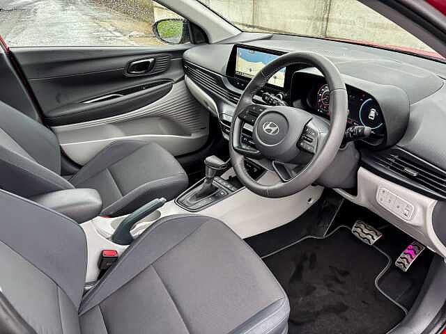 Hyundai BAYON 1.0 TGDi Ultimate 5dr DCT Red