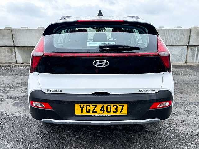 Hyundai BAYON 1.0 TGDi 48V MHEV SE Connect 5dr White