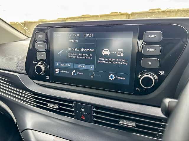 Hyundai BAYON 1.0 TGDi 48V MHEV SE Connect 5dr White