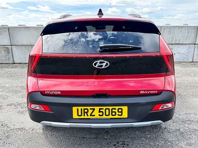 Hyundai BAYON 1.0 TGDi 48V MHEV Premium 5dr Red