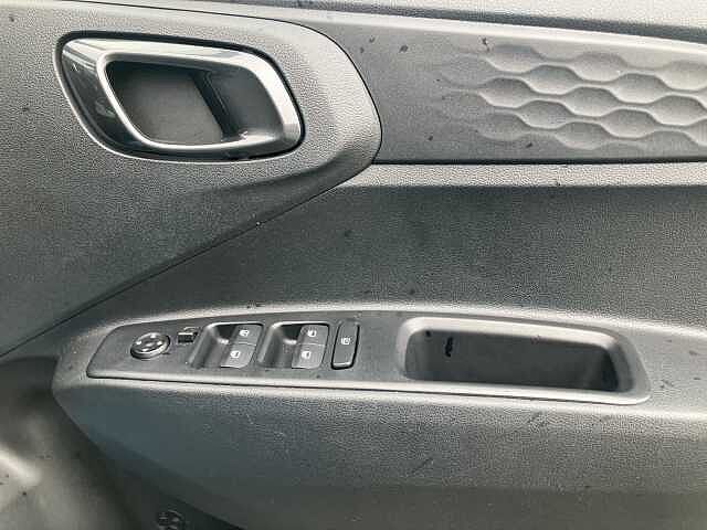 Hyundai i10 1.0 MPi Premium 5dr