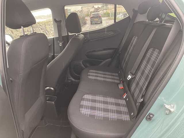 Hyundai i10 1.2 [79] Premium 5dr Auto [Nav]