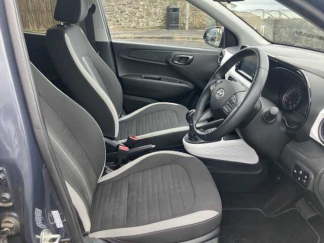 Hyundai i10 1.2 MPi Premium 5dr Auto