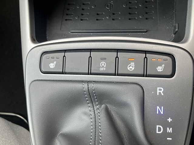 Hyundai i10 1.0 MPi Premium 5dr Auto