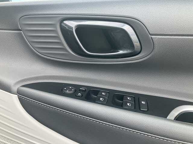 Hyundai BAYON 1.0 TGDi 48V MHEV Ultimate 5dr