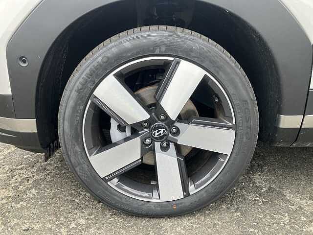 Hyundai SANTA FE 1.6 TGDi 239 Hybrid Ultimate 5dr 4WD Auto