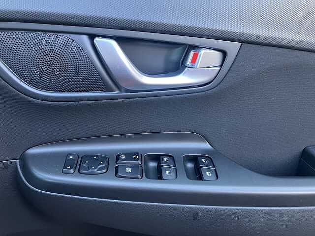 Hyundai KONA 1.0 TGDi 48V MHEV SE Connect 5dr