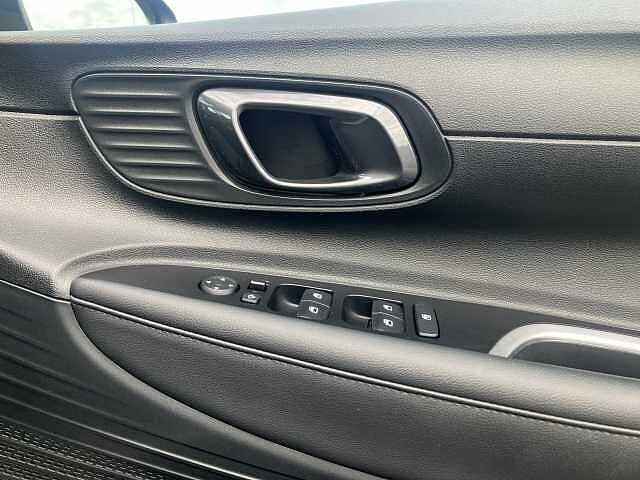 Hyundai BAYON 1.0 TGDi Premium 5dr DCT Grey