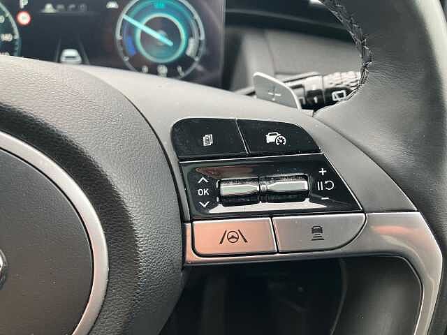 Hyundai TUCSON 1.6 TGDi Hybrid 230 Ultimate 5dr 2WD Auto Red