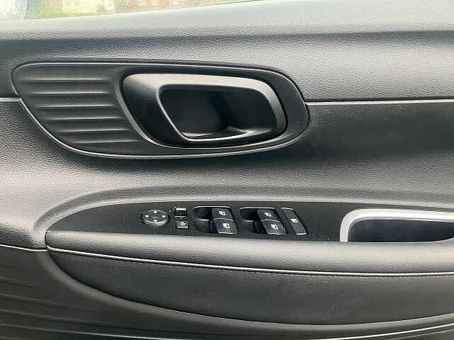 Hyundai BAYON 1.0 TGDi Advance 5dr DCT Blue