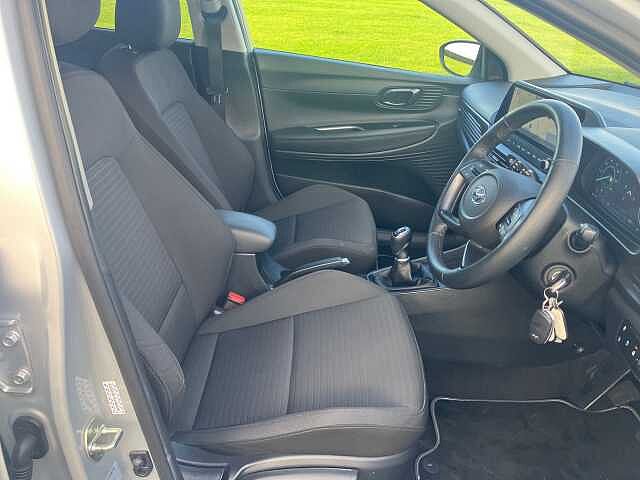 Hyundai I20 1.0T GDi 48V MHD Premium 5dr Silver
