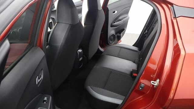 Nissan Juke 1.0 DIG-T N-Connecta SUV 5dr Petrol Manual Euro 6 (s/s) (114 ps)