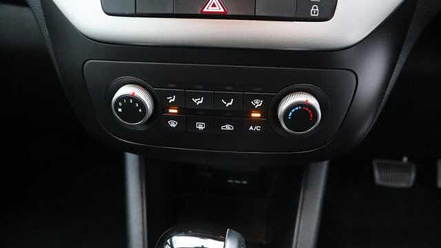 Kia Venga 1.6 2 MPV 5dr Petrol Auto Euro 6 (123 bhp)