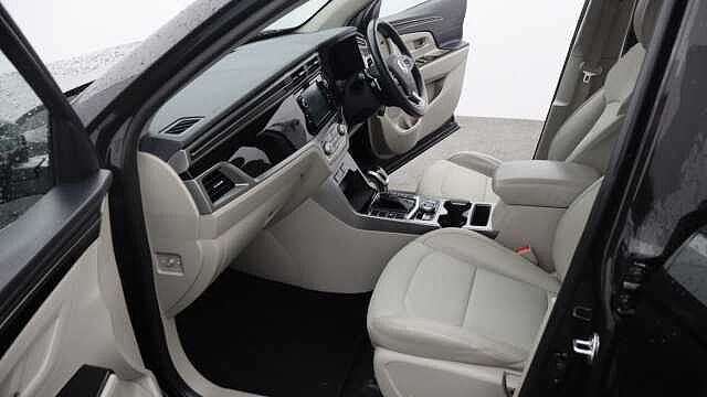 SsangYong Korando 1.5 Ventura SUV 5dr Petrol Auto Euro 6 (s/s) (163 ps)