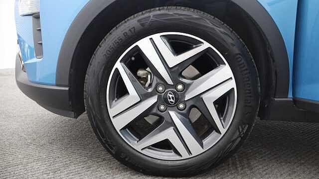 Hyundai BAYON 1.0 T-GDi MHEV Premium SUV 5dr Petrol Hybrid DCT Euro 6 (s/s) (100 ps) Blue