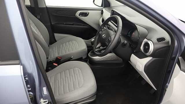 Hyundai I10 1.0 Premium Hatchback 5dr Petrol Manual Euro 6 (s/s) (63 ps) Blue