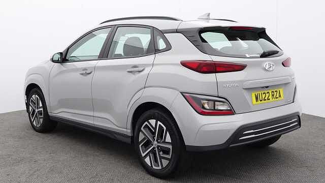 Hyundai KONA 39kWh SE Connect SUV 5dr Electric Auto (10.5kW Charger) (136 ps) Grey