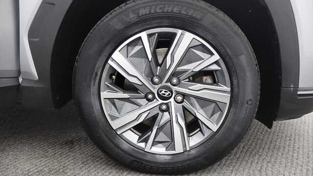 Hyundai TUCSON 1.6 h T-GDi SE Connect SUV 5dr Petrol Hybrid Auto Euro 6 (s/s) (230 ps) Silver