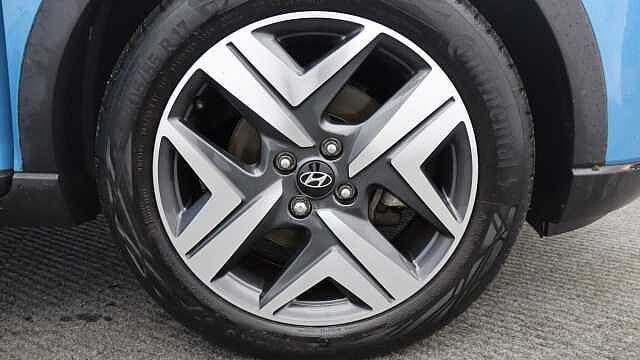 Hyundai BAYON 1.0 T-GDi MHEV Premium SUV 5dr Petrol Hybrid DCT Euro 6 (s/s) (100 ps)