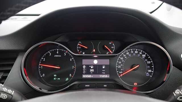 Vauxhall Crossland 1.2 Turbo Ultimate SUV 5dr Petrol Auto Euro 6 (s/s) (130 ps)