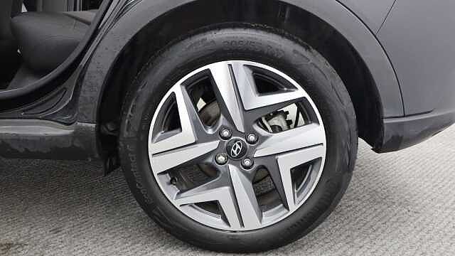 Hyundai BAYON 1.0 T-GDi MHEV Premium SUV 5dr Petrol Hybrid Manual Euro 6 (s/s) (100 ps)