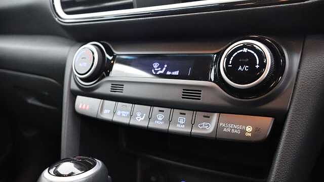 Hyundai KONA 1.6 h-GDi Premium SUV 5dr Petrol Hybrid DCT Euro 6 (s/s) (141 ps)