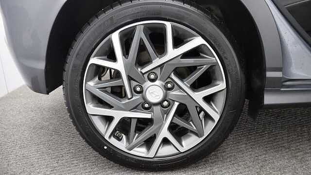 Hyundai KONA 1.6 h-GDi Premium SUV 5dr Petrol Hybrid DCT Euro 6 (s/s) (141 ps)