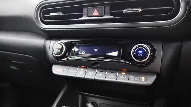 Hyundai KONA 1.0 T-GDi MHEV Premium SUV 5dr Petrol Hybrid Manual Euro 6 (s/s) (120 ps)