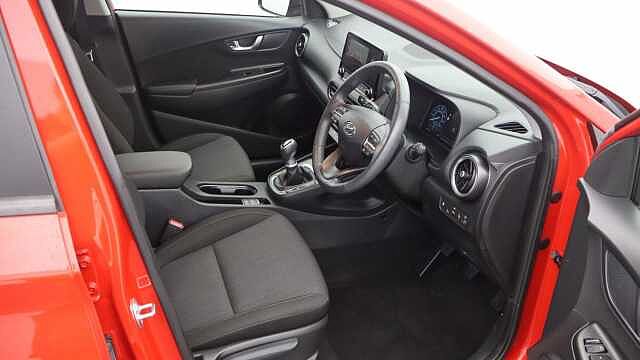Hyundai KONA 1.0 T-GDi MHEV Premium SUV 5dr Petrol Hybrid Manual Euro 6 (s/s) (120 ps)