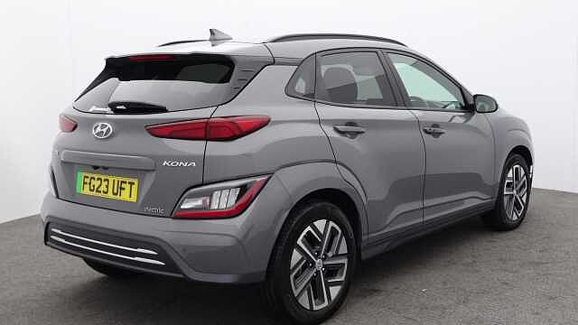 Hyundai KONA 64kWh Premium SUV 5dr Electric Auto (10.5kW Charger) (204 ps)