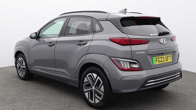 Hyundai KONA 64kWh Premium SUV 5dr Electric Auto (10.5kW Charger) (204 ps)
